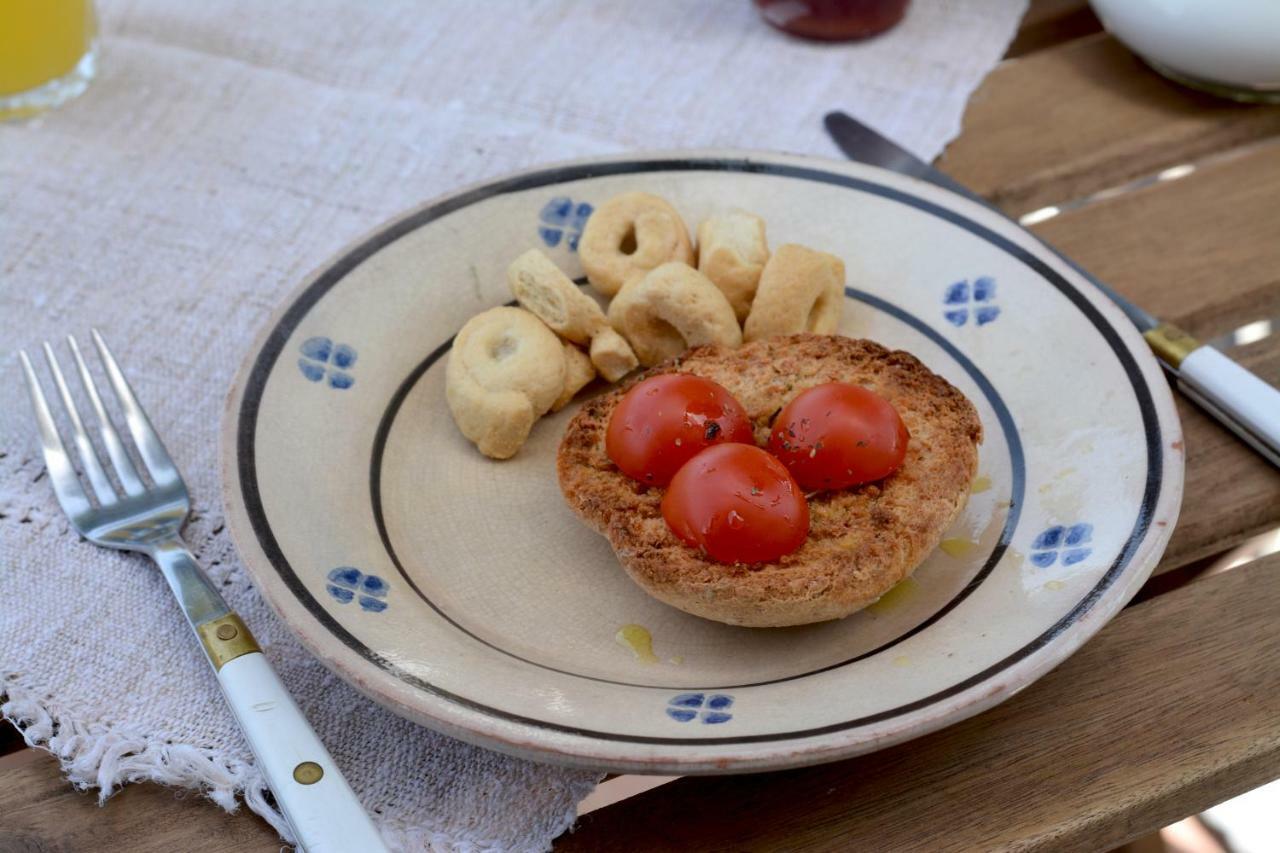 B&B La Rava E La Fava Ostuni Dış mekan fotoğraf